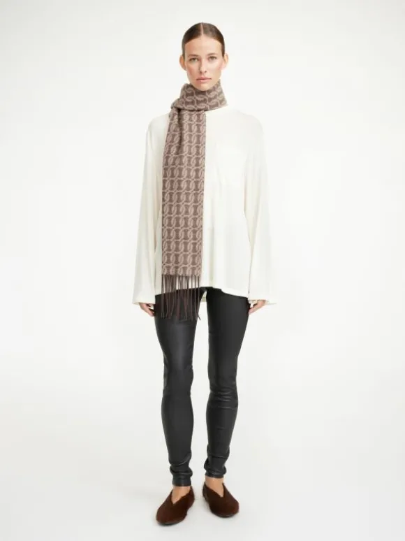 By Malene Birger Elenasoo leggings