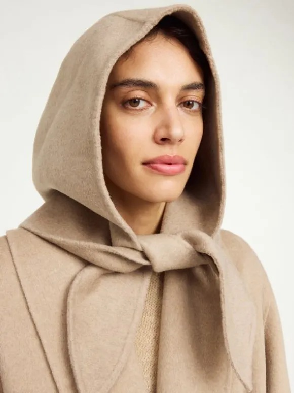 By Malene Birger Tianne hætte i uld